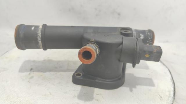 038121133 Brida del sistema de refrigeración (triple unión)  comprar en Reus