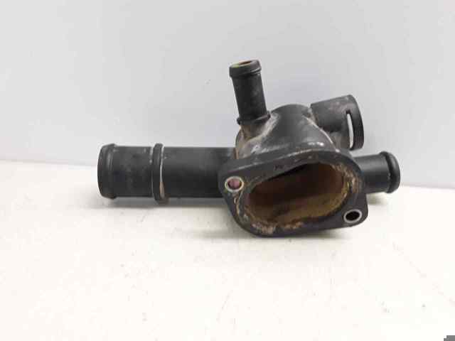 038121133 Brida del sistema de refrigeración (triple unión)  en stock Sabadell