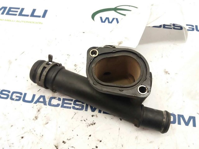 038121133 VAG Brida del sistema de refrigeración (triple unión)  comprar en Oviedo
