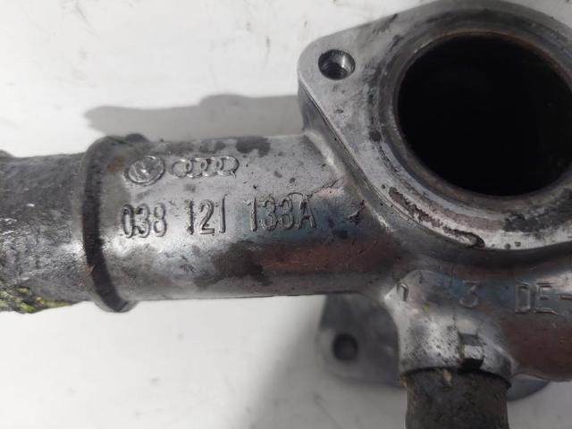 038121133A VAG Brida del sistema de refrigeración (triple unión)  en stock Gandía