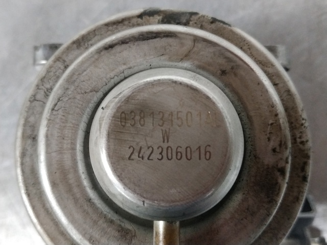 038129637L Válvula EGR de recirculación de gases  disponible Utrera
