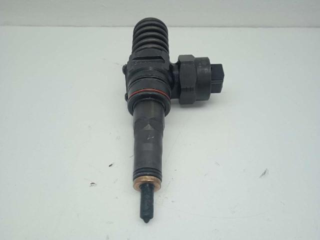 VAG 038130073AA Inyector de combustible  comprar en Albacete