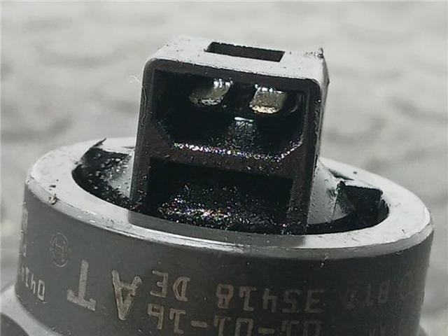VAG 038130073AA Inyector  en stock Salamanca