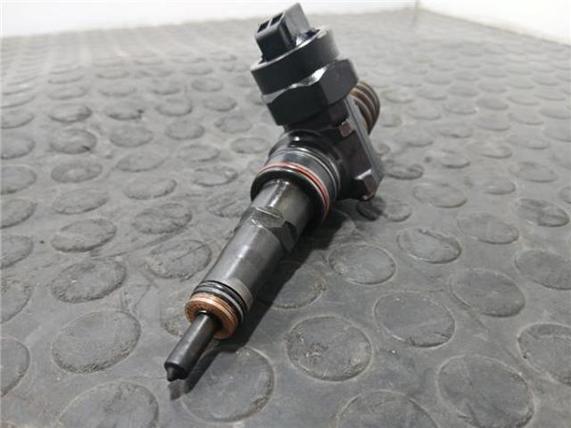 038130073AA VAG Inyector de combustible  comprar en Jaén