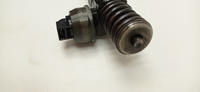 Inyector-bomba Volkswagen Multivan monovolumen comprar en España