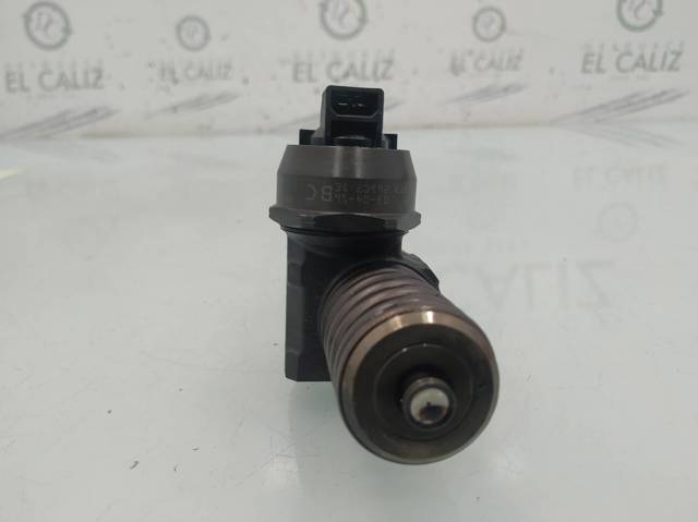 Inyector-bomba Volkswagen Bora sedán comprar en España