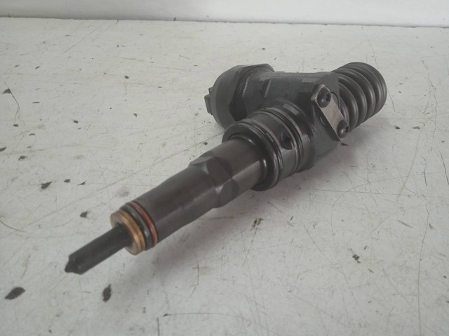VAG 038130073AK Inyector de combustible  disponible Lugo