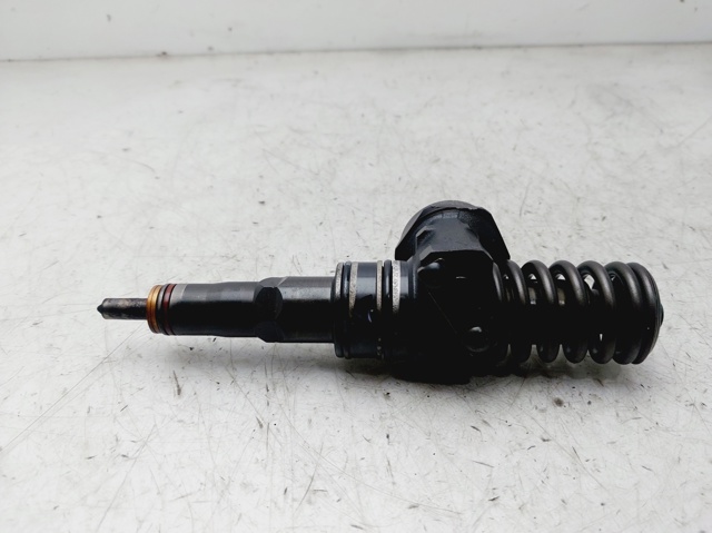 038130073AK Inyector de combustible  comprar en Zaragoza