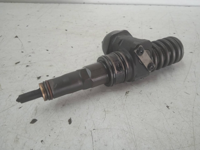 038130073AK VAG Inyector  en stock Huelva