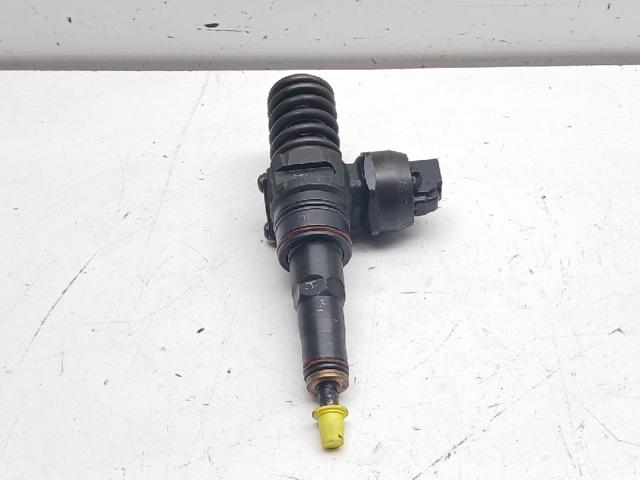 038130073AL VAG Inyector de combustible  disponible Alicante