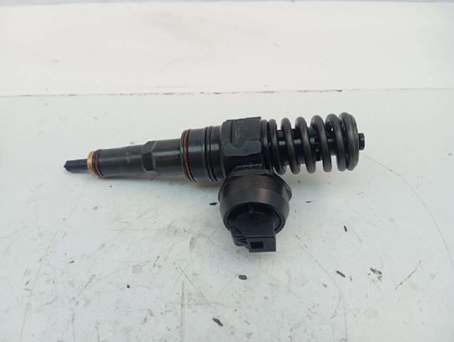 VAG 038130073AN Inyector comprar Pamplona