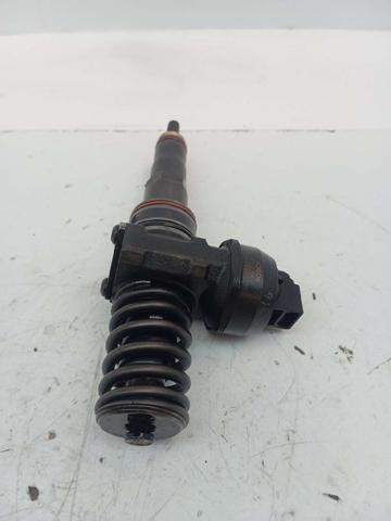 038130073AN VAG Inyector de combustible  comprar en Oviedo