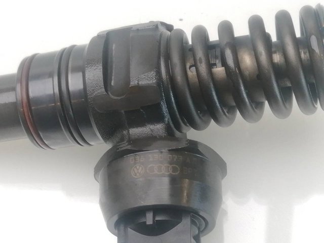 038130073AR Inyector de combustible  comprar en Zaragoza