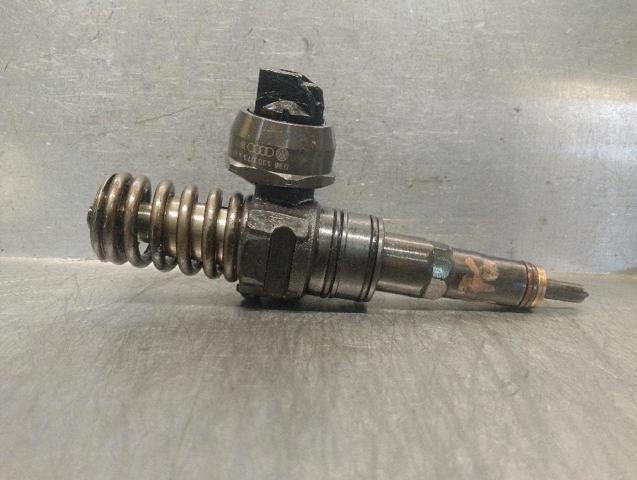 VAG 038130073AR Inyector comprar Pamplona