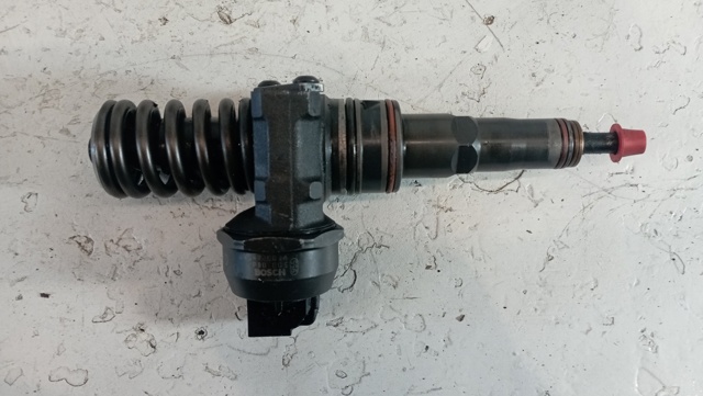 038130073AR VAG Inyector de combustible  comprar en Jaén