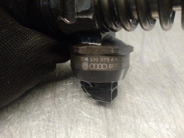 038130073AR VAG Inyector de combustible  disponible Alicante