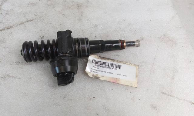 038130073BA VAG Inyector de combustible  disponible Vigo