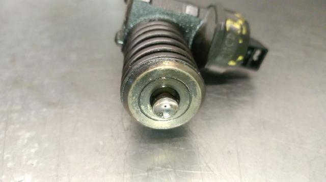 038130073BA Inyector de combustible  disponible Utrera