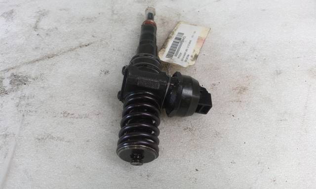 038130073BA Inyector de combustible  comprar en Reus