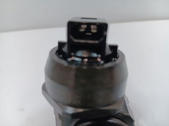 VAG 038130073BN Inyector de combustible  disponible Lugo