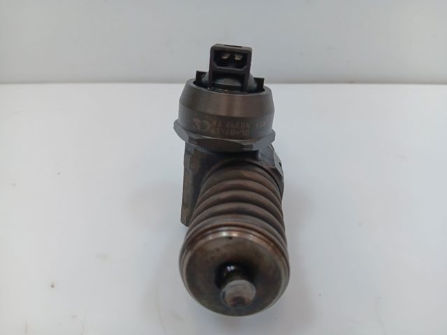 VAG 038130073BN Inyector comprar Barcelona
