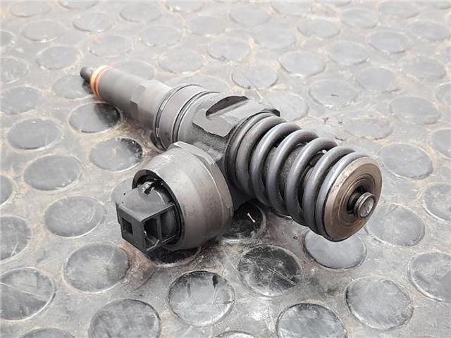 VAG 038130073BN Inyector  en stock Terrassa