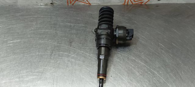 038130073BQ VAG Inyector de combustible  disponible Alicante