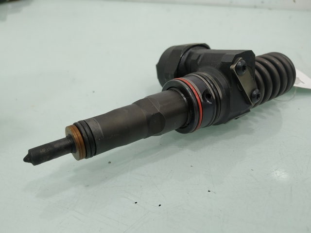 VAG 038130073F Inyector comprar Barcelona