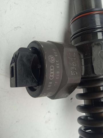 VAG 038130073J Inyector comprar Pamplona