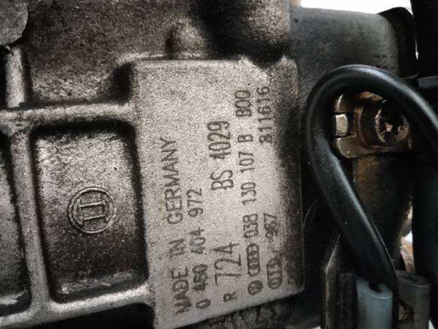 VAG 038130107B Bomba de alta presión de combustible  disponible Valladolid