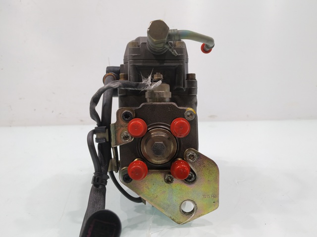 038130107D VAG Bomba inyectora  en stock Gandía