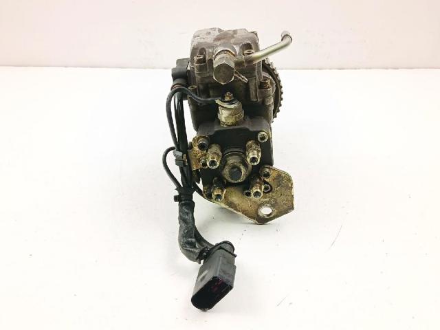 VAG 038130107D Bomba inyectora  en stock Salamanca