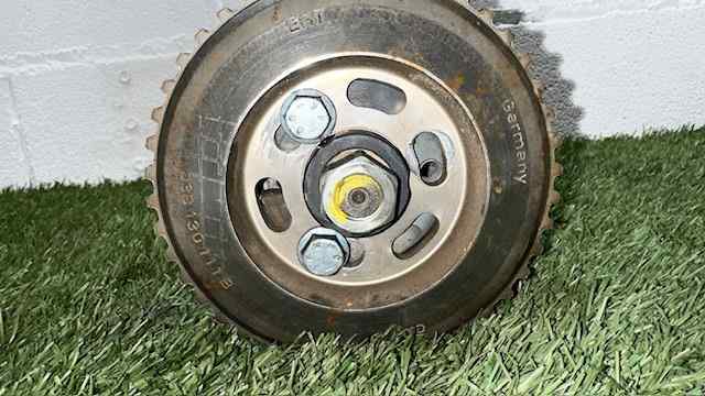 038130107D VAG Bomba inyectora  en stock Córdoba