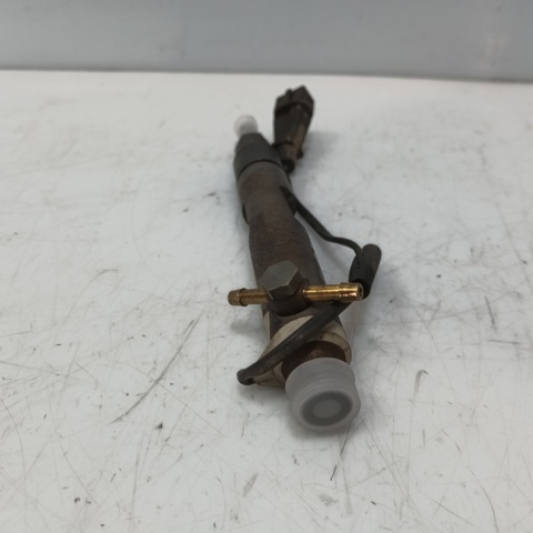 VAG 038130201F Inyector comprar Barcelona
