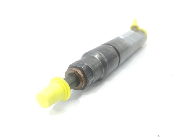 038130201G Inyector de combustible  disponible Málaga