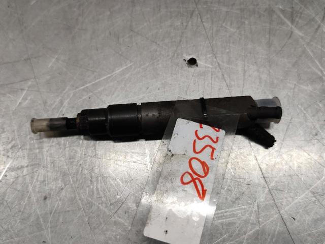 038130202A Inyector  en stock Sabadell