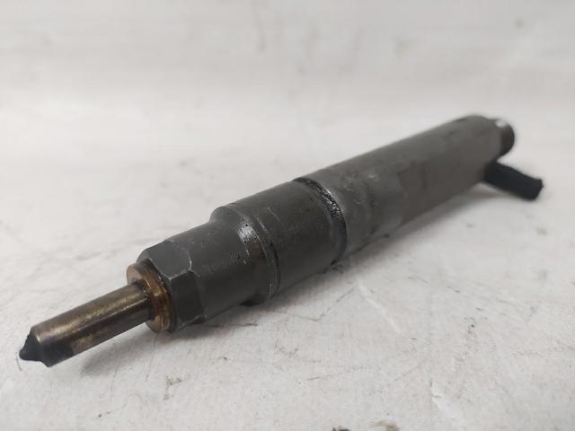 VAG 038130202A Inyector de combustible  comprar en Ponferrada