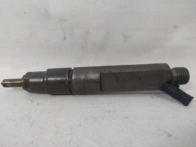 038130202A VAG Inyector de combustible  disponible Vigo