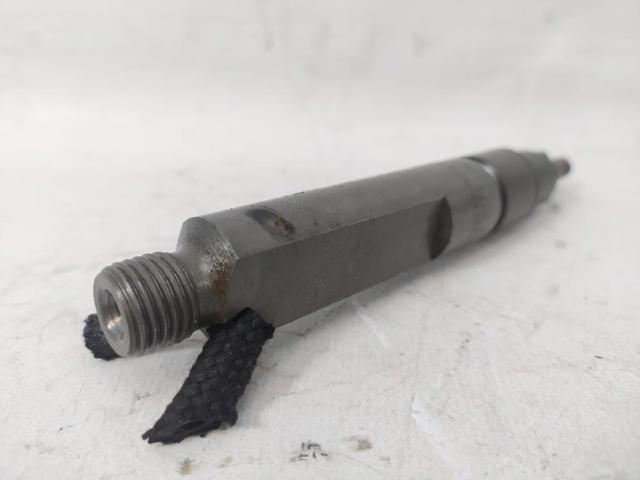 VAG 038130202A Inyector de combustible  comprar en Murcia