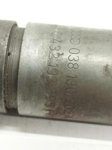 038130202E Inyector de combustible  disponible Málaga