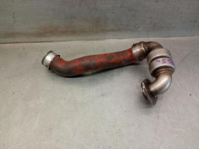 Tubo flexible de aire de sobrealimentación inferior 038131111 VAG
