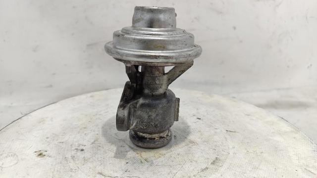 VAG 038131501 Válvula EGR de recirculación de gases  disponible Valladolid