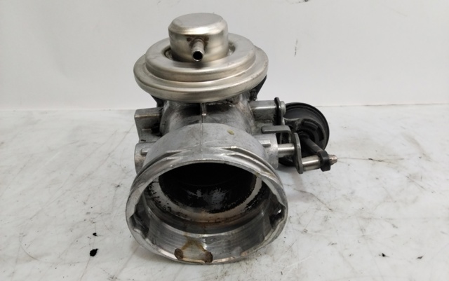 038131501AA Válvula EGR de recirculación de gases  comprar en Reus