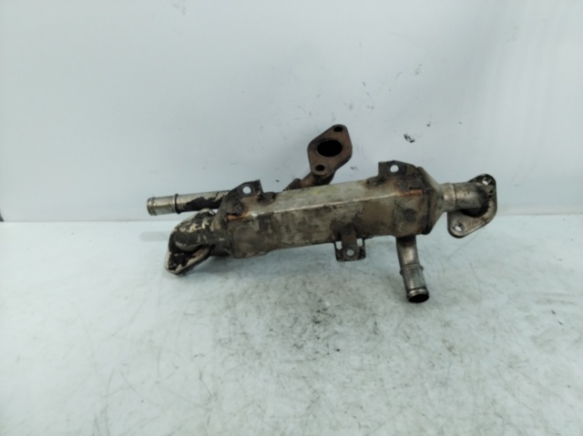 038131513L VAG Enfriador de recirculación de gases de escape EGR  en stock Huelva