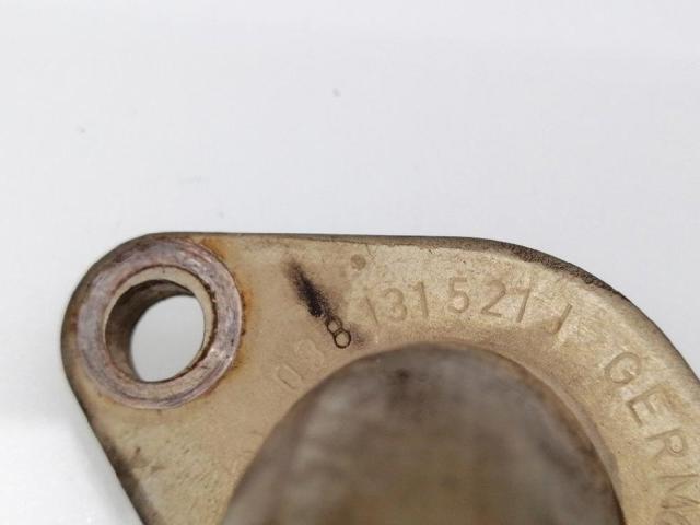 038131521J Tubo del sistema de recirculación de gases de escape EGR  en stock Sabadell