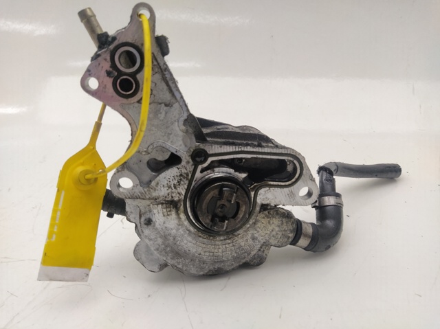 038145209A Bomba tándem de combustible comprar Girona