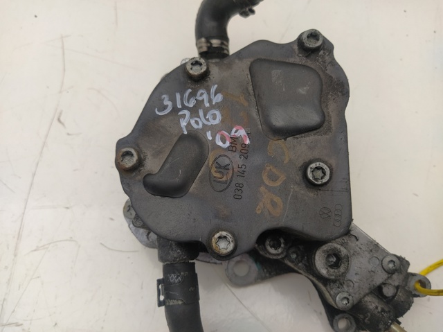 VAG 038145209A Bomba tándem de combustible  disponible Valladolid