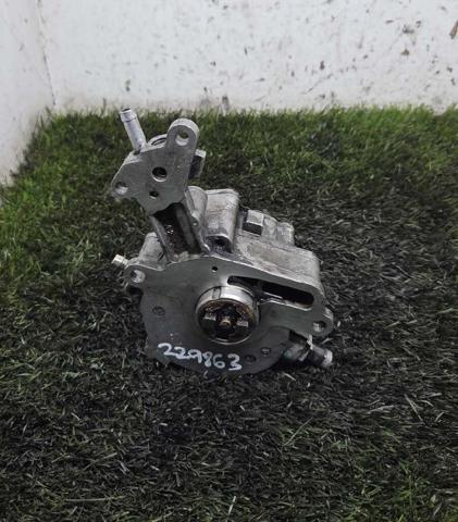 VAG 038145209C Bomba tándem de combustible  disponible Valladolid