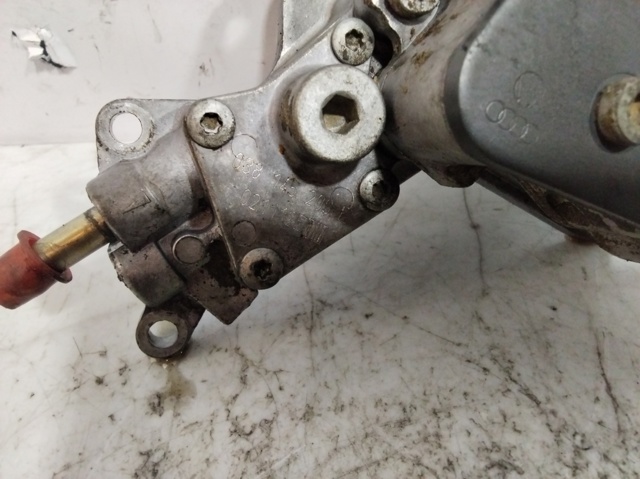 038145209E Bomba tándem de combustible  comprar en Pontevedra