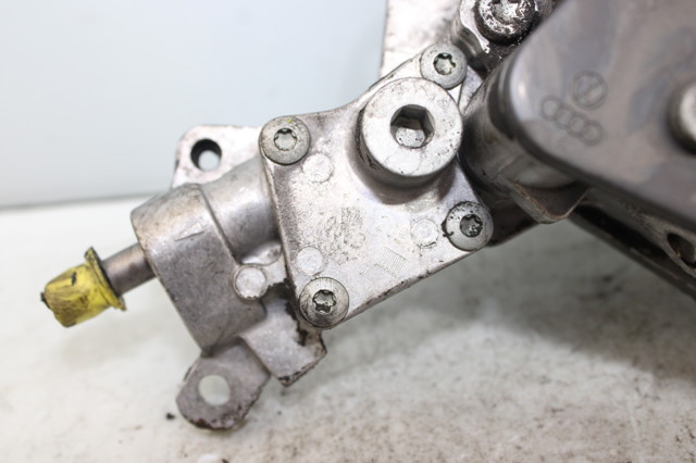 038145209K VAG Bomba tándem de combustible  disponible Alicante